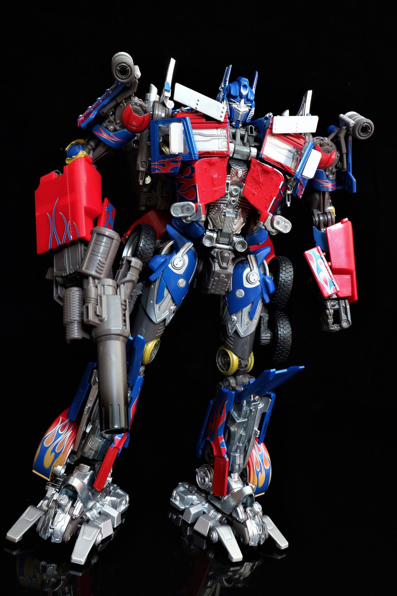transformers masterpiece optimus